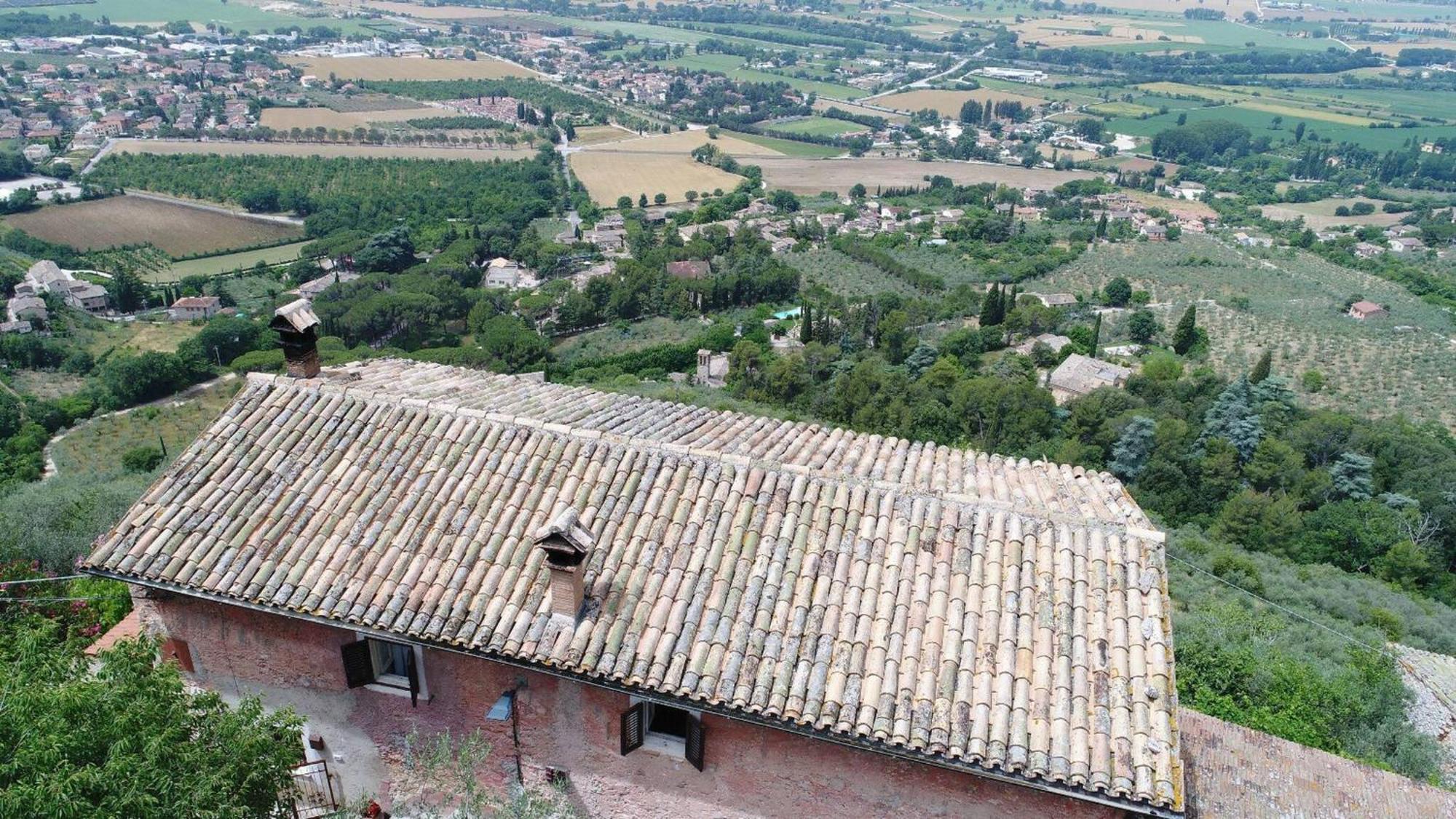 Villa Rurale Nei Pressi Castello Campello sul Clitunno Exterior foto