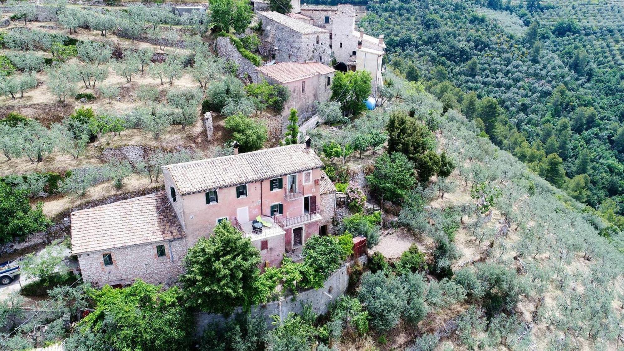 Villa Rurale Nei Pressi Castello Campello sul Clitunno Exterior foto